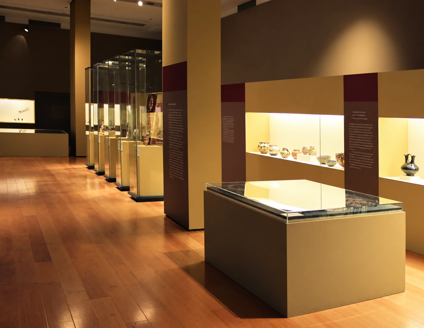 table and standing cases — Native North Americans: traditions and transitions