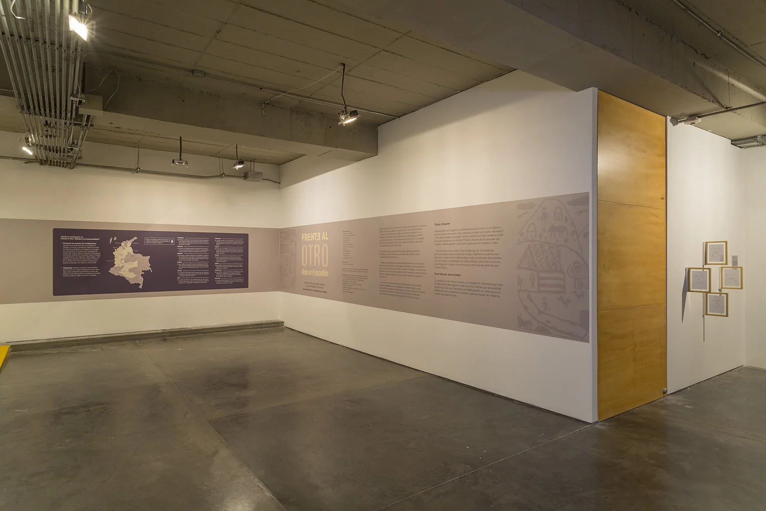 continuous drawing wall and graphic band — Facing the other